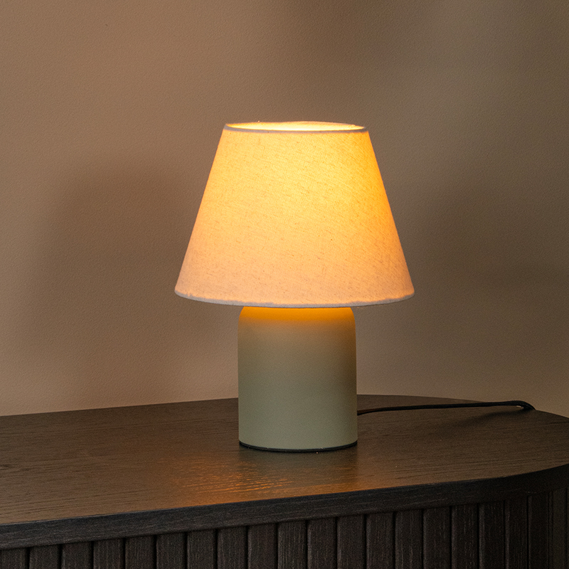 Keramik bordlampe grøn, Macia, med brytare