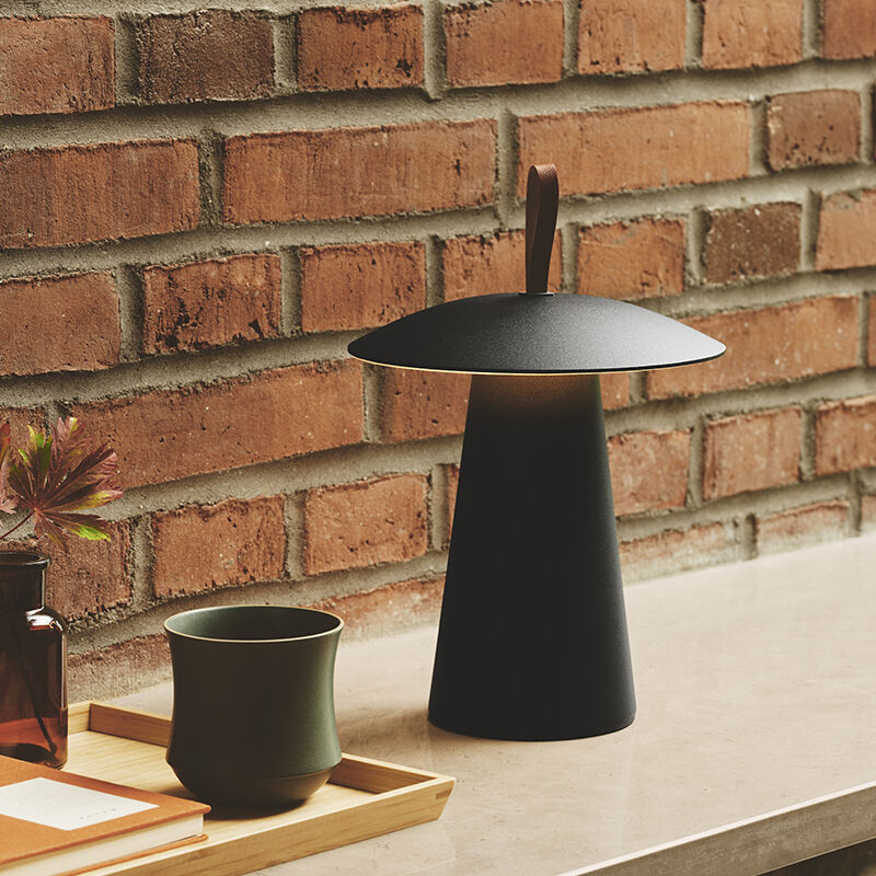 Sort genopladelige bordlampe modern, Ara, 2W, 3000K LED, IP54, med brytare