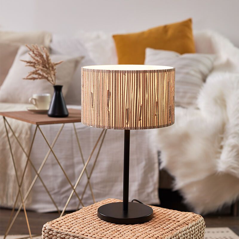 Rustik bordlampe beige, Wenda, med brytare Rustik bordlampe beige, Wenda, med brytare