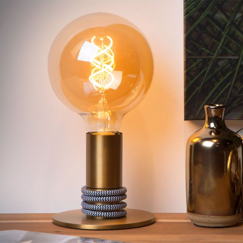 Guld bordlampe modern, Marit, med brytare
