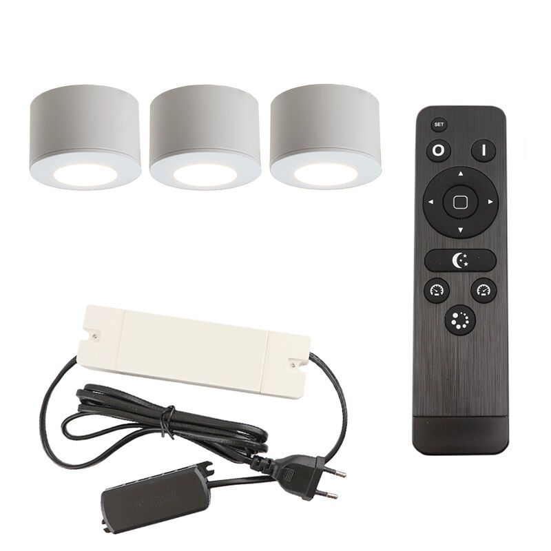 3 runde hvide påbygningsspots veranda Vasso, IP44 med tilslutningssæt og fjernbetjening 3 runde hvide påbygningsspots veranda Vasso, IP44 med tilslutningssæt og fjernbetjening