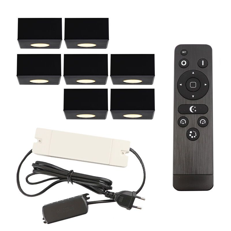 7 firkantede sorte påbygningsspots veranda Fredo, IP44 med tilslutningssæt og fjernbetjening