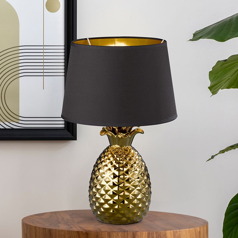 Keramik bordlampe guld, Monsted, med brytare Keramik bordlampe guld, Monsted, med brytare