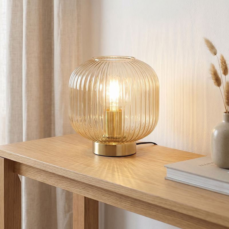 Design bordlampe rav, Charlois, med brytare Design bordlampe rav, Charlois, med brytare