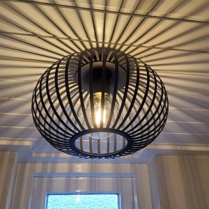 Industri plafond sort, Lieve