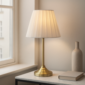 Klassisk bordlampe messing, Jivan, med brytare