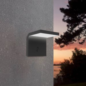 Sort udendørs væglampe solcelle plast, Huseyin, 6,5W, 4000K LED, IP65
