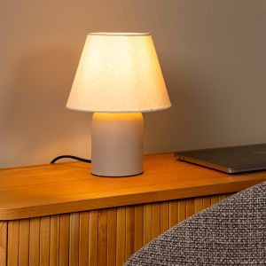 Keramik bordlampe beige, Macia, med brytare