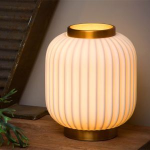 Hvid bordlampe retro, Gosse, med brytare