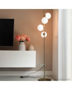 Design gulv lampe hvid, Remo, med brytare
