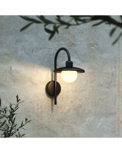 Sort udendørslampe klassisk, Berlo, IP44