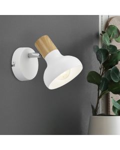 Hvid vægspot modern, Toos