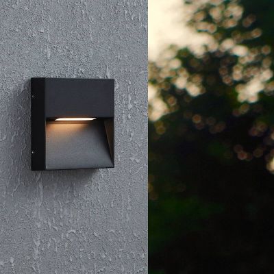 Sort modern udendørslampe aluminium, Lamar, 4,8W, varm til kold hvid justerbar LED, IP65