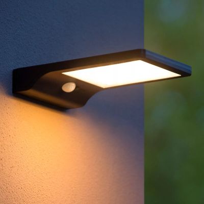 Sort udendørs væglampe med bevægelsessensor modern, Basic, 3W, 2700K LED, IP44