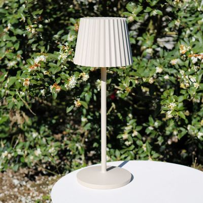 Beige udendørs bordlampe rustik, Justine, 2W, 2700K LED, IP54, med beröringsdimmer