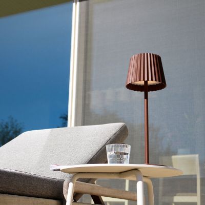 Rustfarvet udendørs bordlampe rustik, Justine, 2W, 2700K LED, IP54, med beröringsdimmer