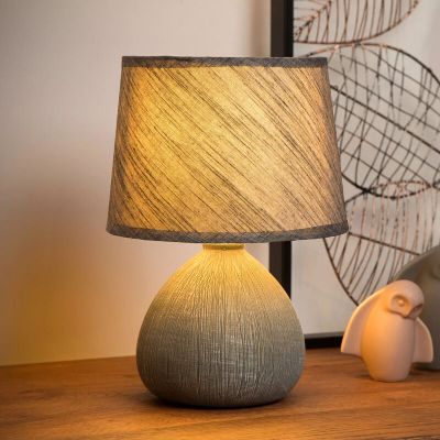 Keramik bordlampe grå, Ramzi, med brytare