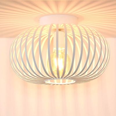 Hvid plafond retro, Manuela
