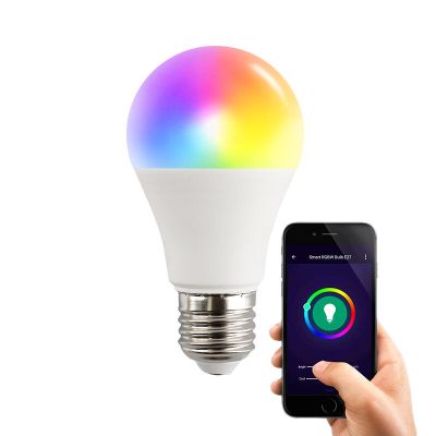 E27 Wifi Smart LED pære, alle farver og varm hvid