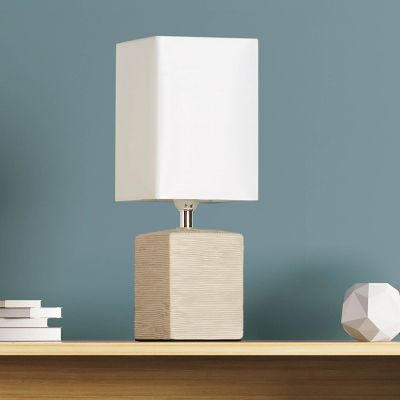 Keramik bordlampe hvid, Karola, med brytare