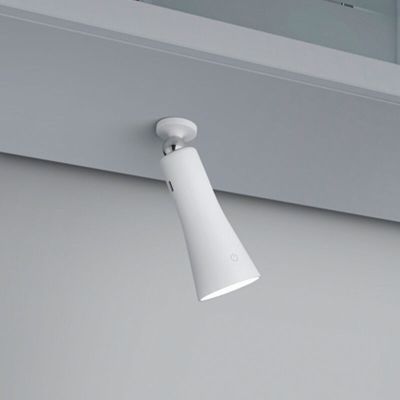 Hvid bordlampe metal, Remko, 2W, 3000K LED, med beröringsdimmer