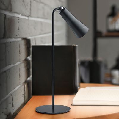 Sort bordlampe metal, Remko, 2W, 3000K LED, med beröringsdimmer