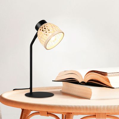 Rattan bordlampe brun, Laut, med brytare