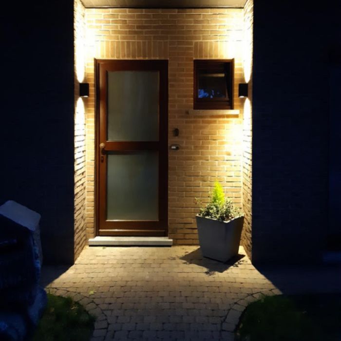 Modern udendørslampe sort, Corella, IP44