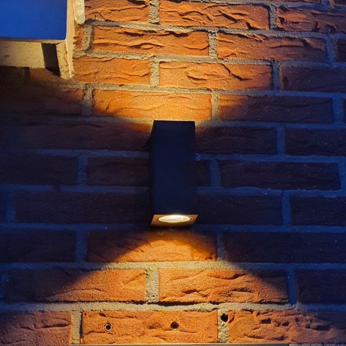 Modern udendørslampe sort, Corella, IP44