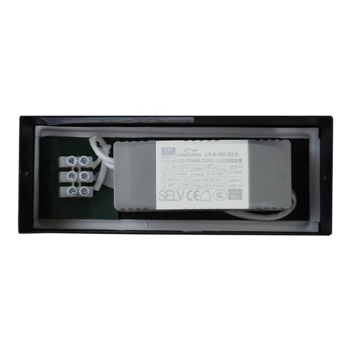 Modern spejllampe sort, Steffy, 8W, 3000K LED, IP44
