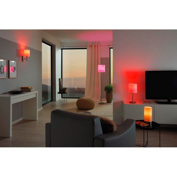 Hvid modern bordlampe stof, Abano, med brytare
