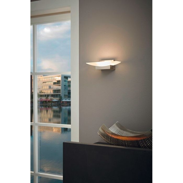 Hvid væglampe plast, Beatriz, 6W, 3000K LED