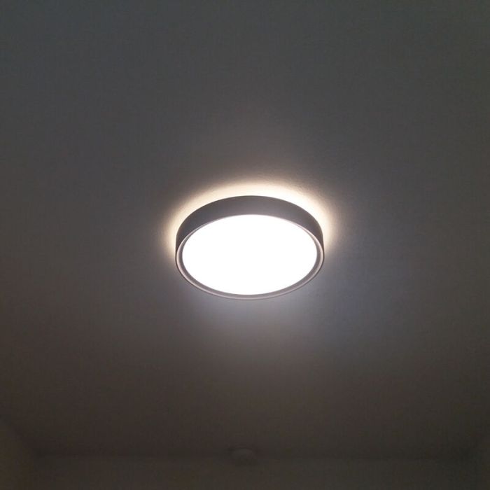 Sort plafond modern, Lex