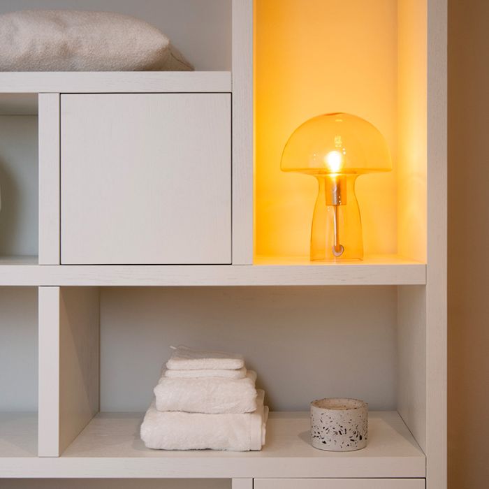 Orange bordlampe modern, Fungo, med brytare