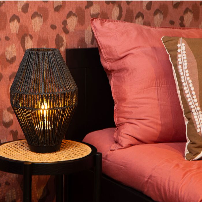 Sort bordlampe rustik, Cordulle, med brytare