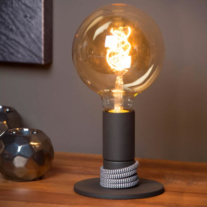 Sort bordlampe modern, Marit, med brytare