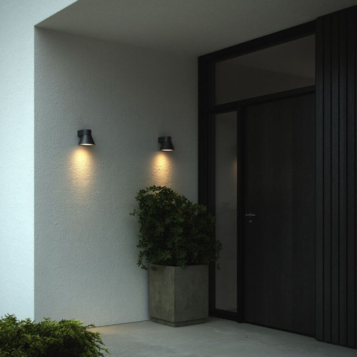 Sort udendørslampe modern, Kyklop, IP54