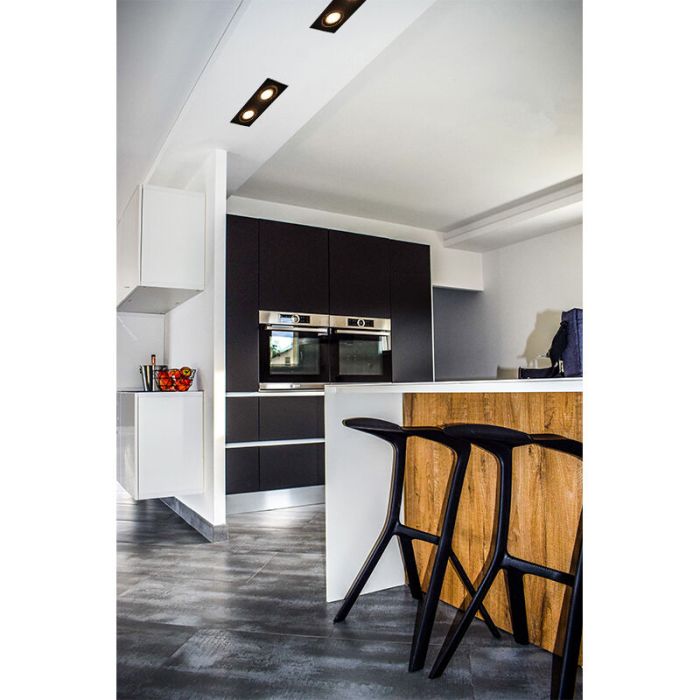 Modern indbygningsspot sort, Bredal