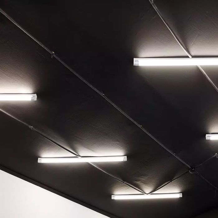 Bisolux LED lysstofrør 120 cm, 3000K, 18W, med starter
