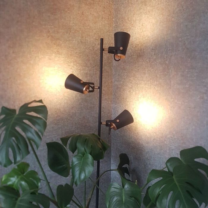 Sort gulv lampe modern, Skals, med brytare