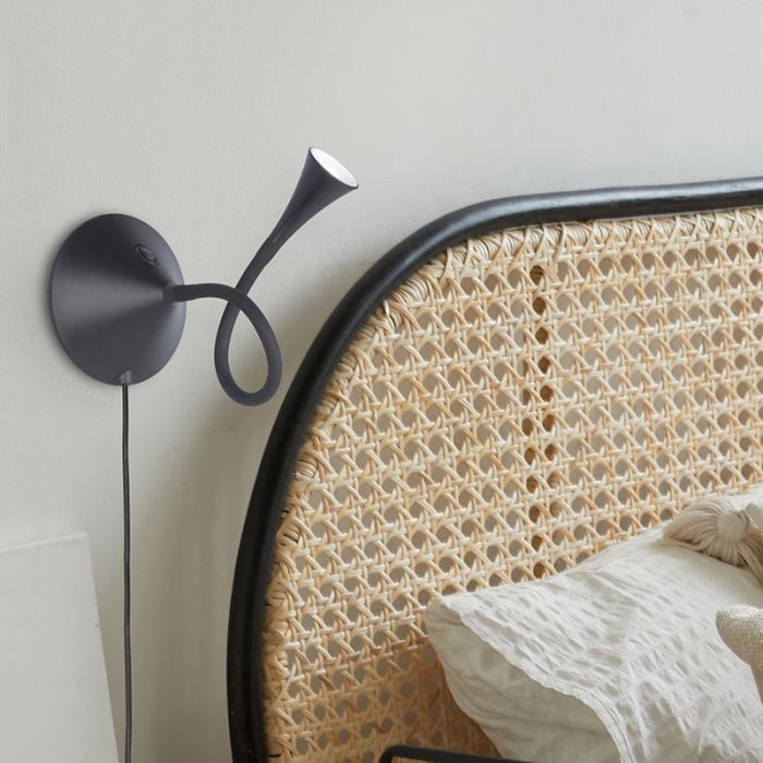 Sort bordlampe modern, Yelaisa, 3W, 3000K LED, med brytare