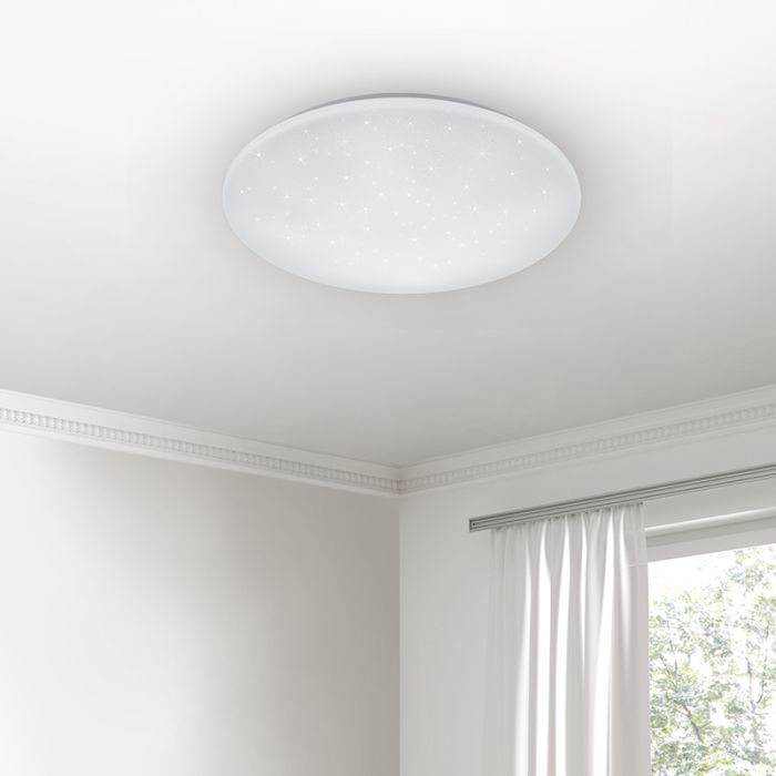 Hvid plafond modern, Gilleleje, 27W, varm til kold hvid justerbar LED, med fjärrkontroll