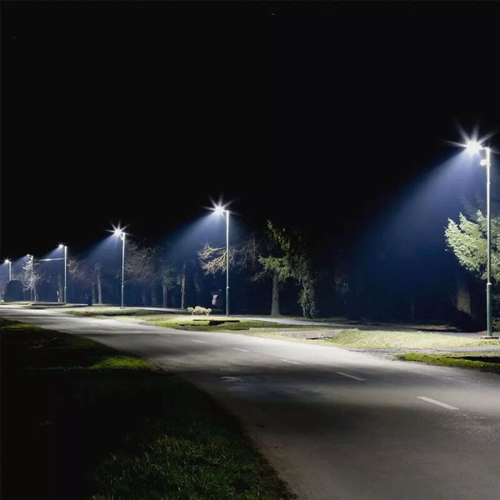 Bisolux LED gadebelysning Garry, 90W, 6000K, 5 års garanti